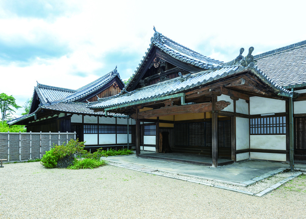 昭和４２年に移築された「文華殿」