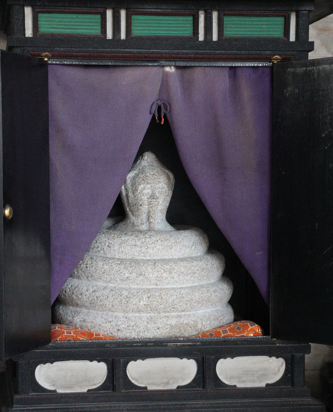 宇賀神像　写真：喜光寺