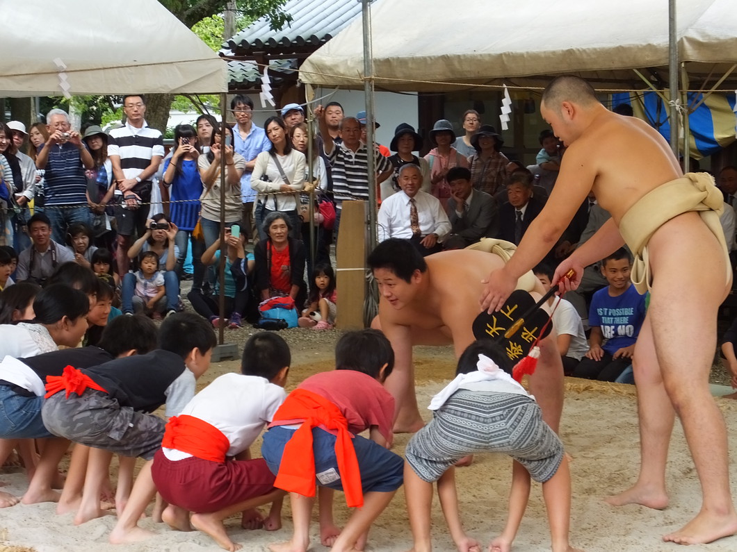 休ヶ岡八幡宮大祭・奉納相撲大会
