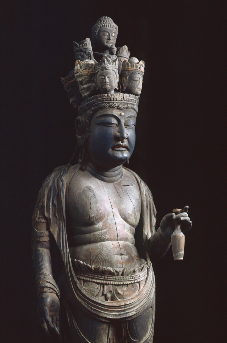 薬師三尊像、秋薔薇と秘仏宝物展