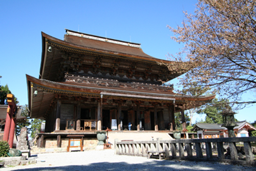 吉野山の歴史を訪ねて 自然散策