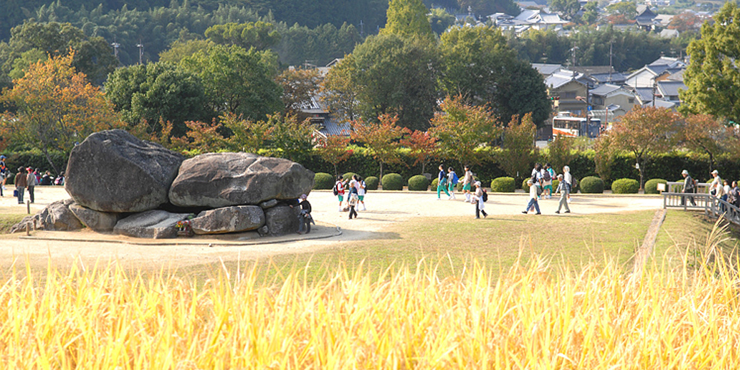 明日香村サイクリングと三輪山パワースポットの旅 奈良県観光 公式サイト あをによし なら旅ネット 生駒 信貴 斑鳩 葛城エリア モデルコース モデルコース