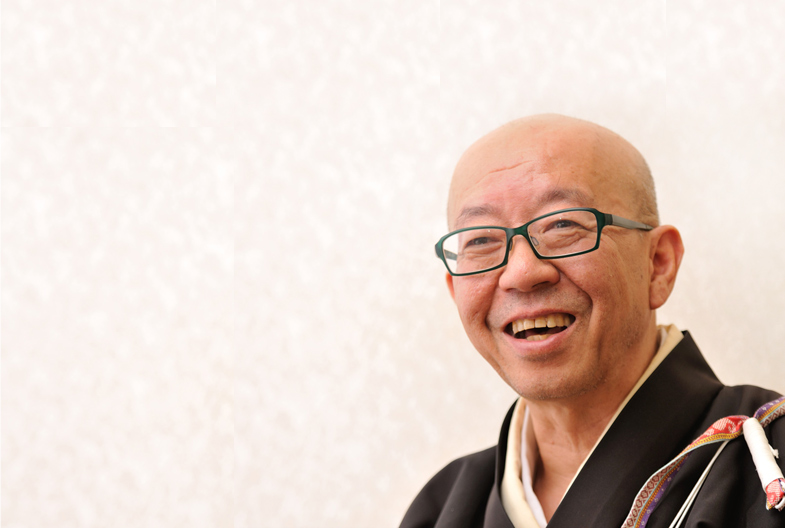 プロフィール