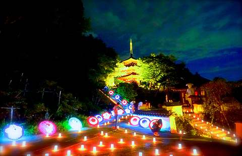 奈良19花火 灯り 夏祭り情報 もっと奈良を楽しむ 奈良県観光 公式サイト あをによし なら旅ネット