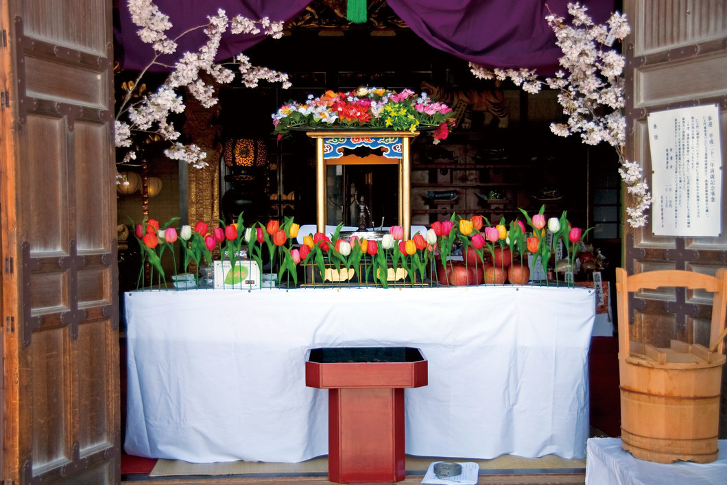 灌仏会(お釈迦様誕生花祭り)