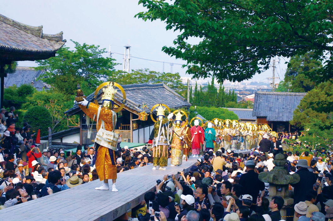 中将姫ご縁日「聖衆来迎練供養会式」｜當麻寺中之坊｜奈良県観光[公式 