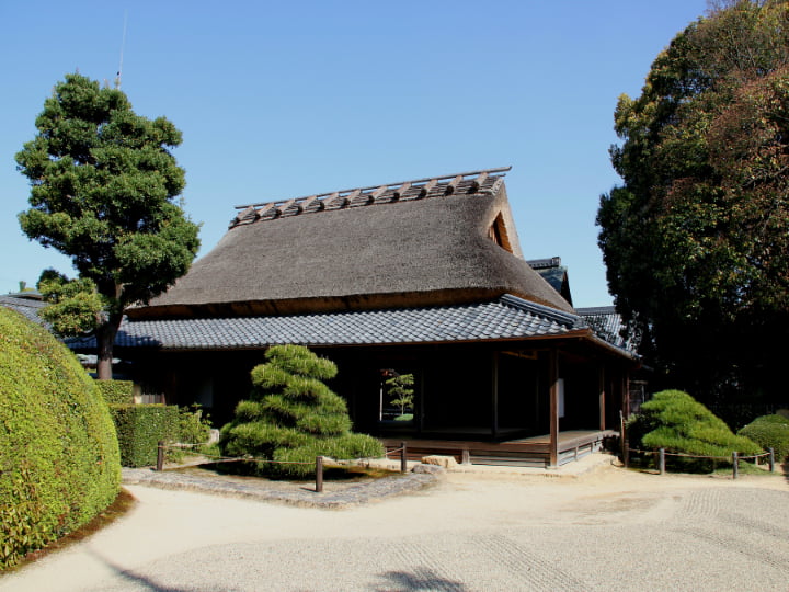 書院外観（庭園より）