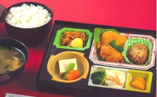 若草御前　お味噌汁付