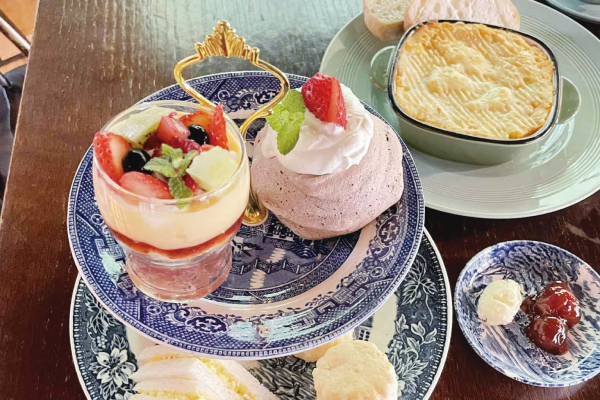 BRIGHTON TEA ROOM Cottage