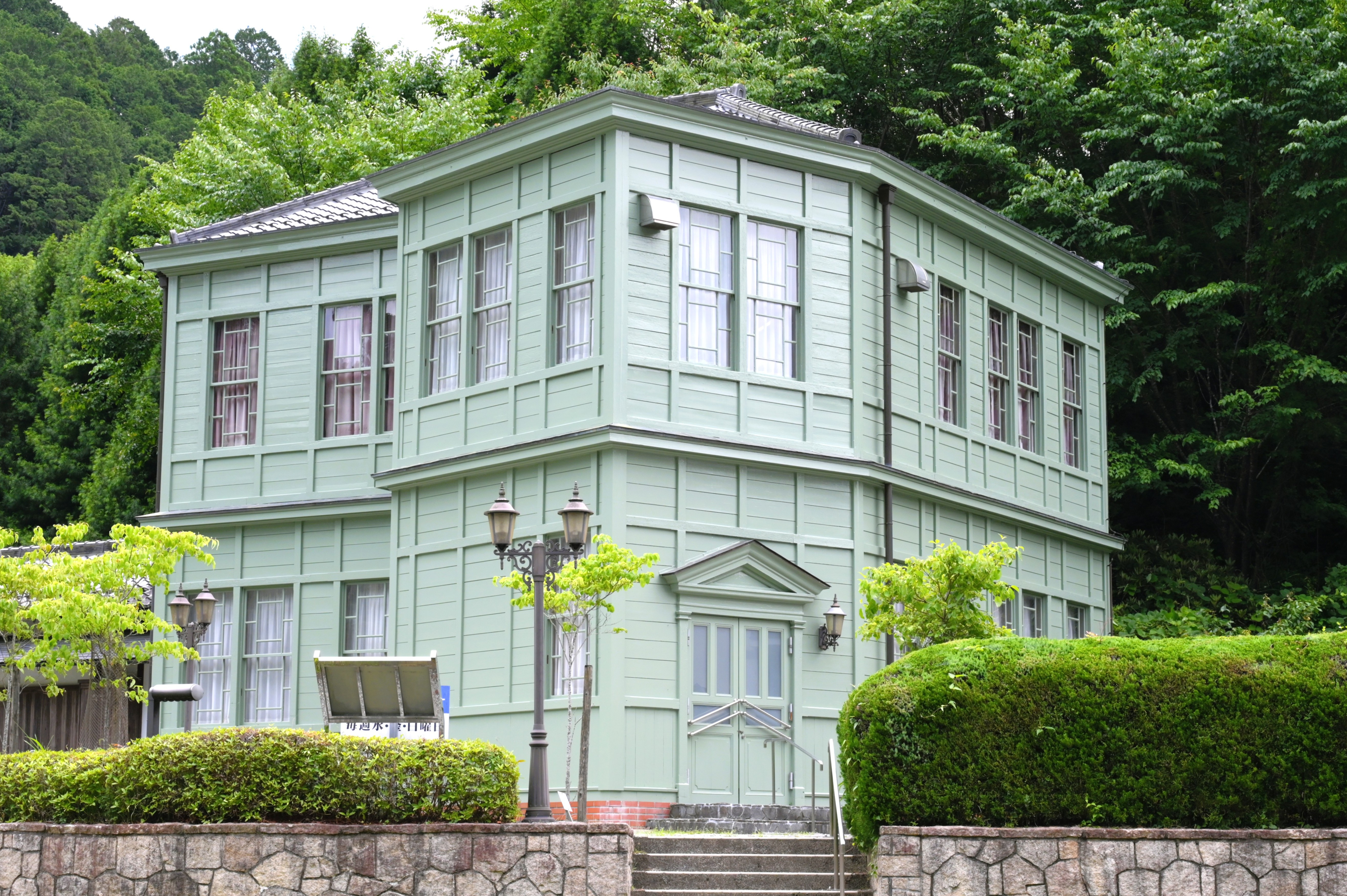 黒滝村旧役場庁舎（黒滝・森物語村）