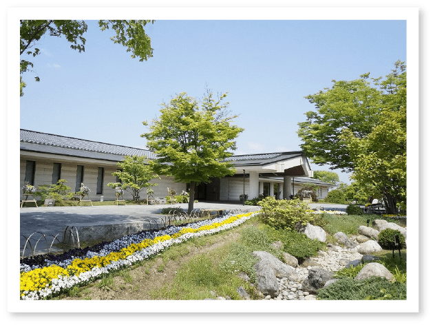 奈良県立万葉文化館の写真